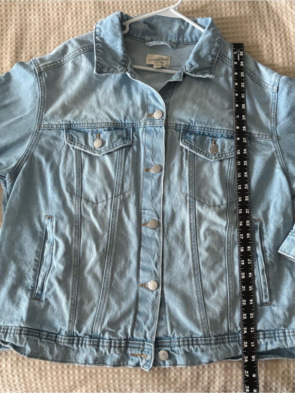 Universal Thread Upcycled Butterfly Patch Jean Jacket - Picture 8 of 11